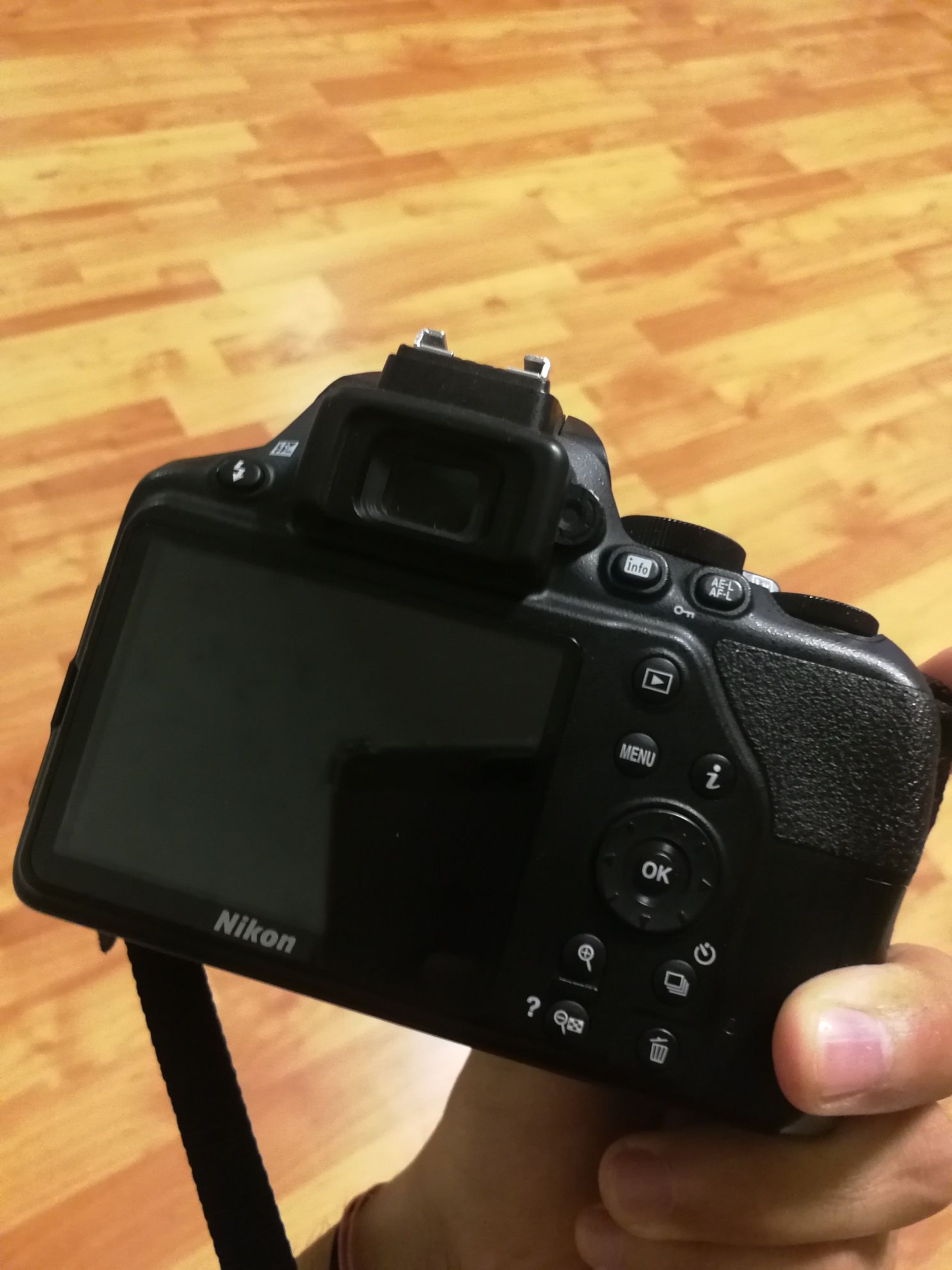 Фотоапарат NIKON D3500