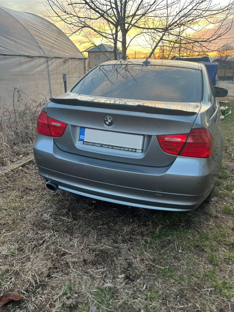 Vand  BMW seria 3 e90 320i lci