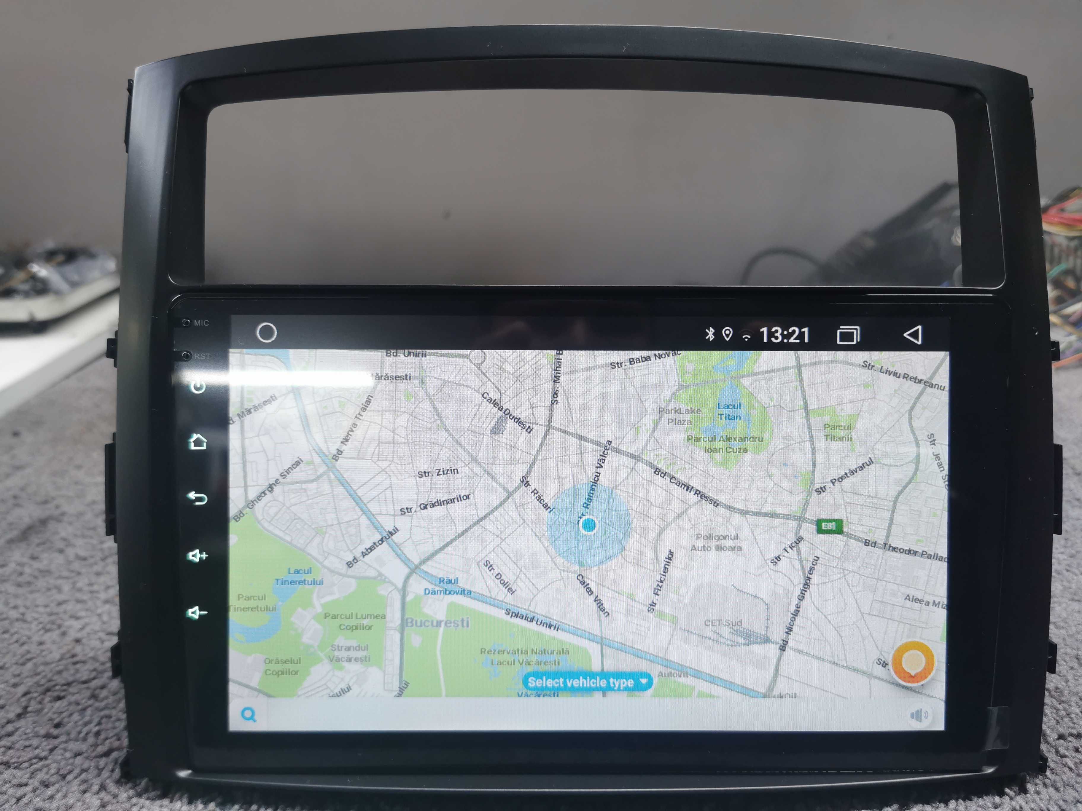 Navigatie Android Mitsubishi Pajero 2006-2012