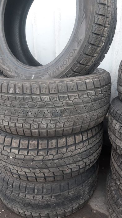 Продам бу шины зимные Yokohama