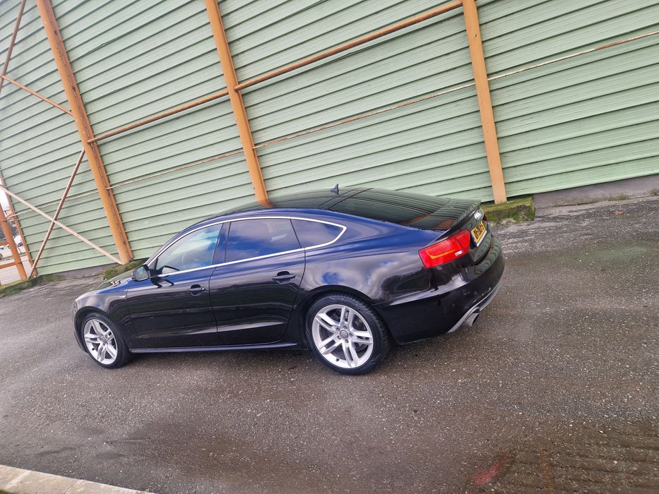 Audi A5   S Line 1.8 benzină  An 2013
