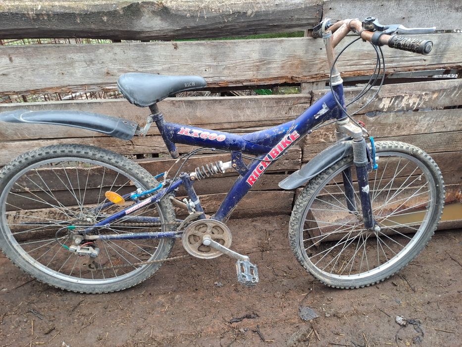 Vând     biciclete