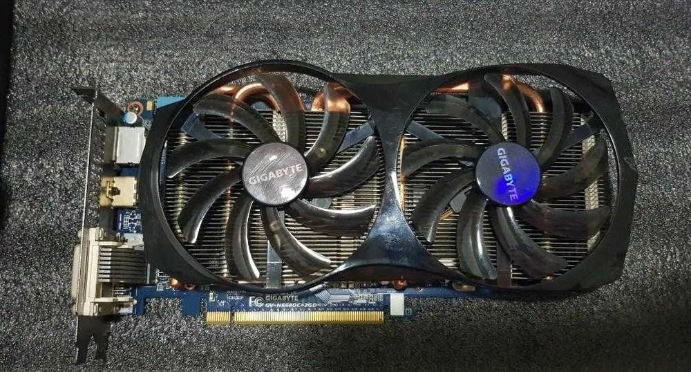 Видео карта Gigabyte GTX 660 Windforce OC 2GB