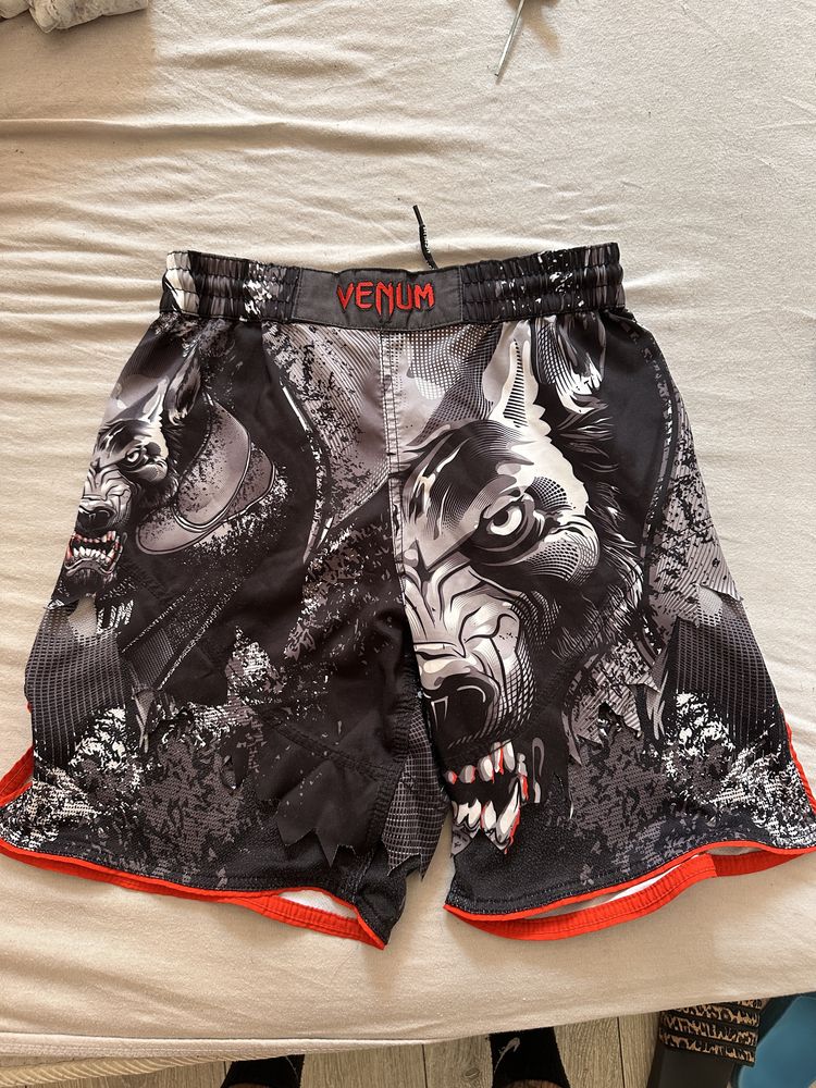 Шорти venum