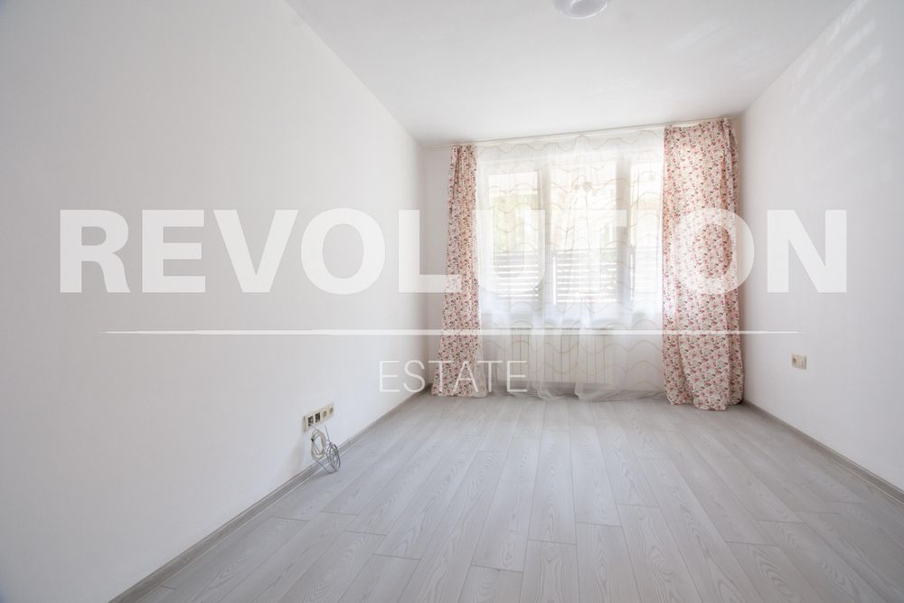 Дава се под наем Тристаен апартамент в София, Витоша - 94 кв.м за 715 € - Снимка #6