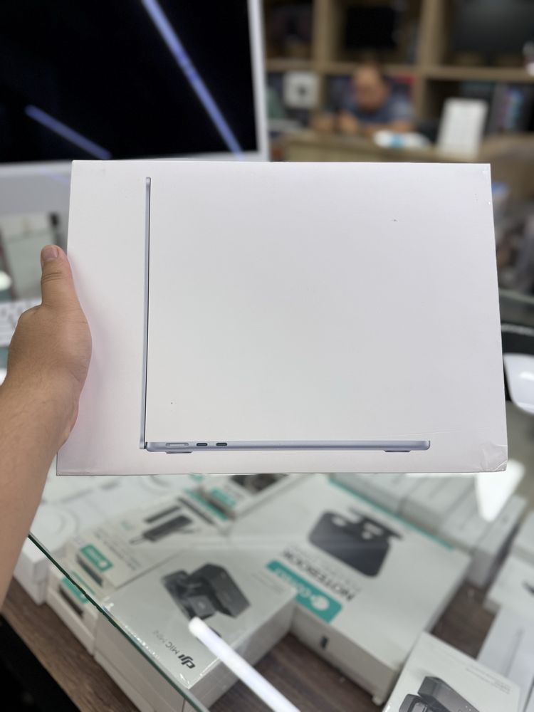 MacBook Air 13 M4 16/ 1TB ssd