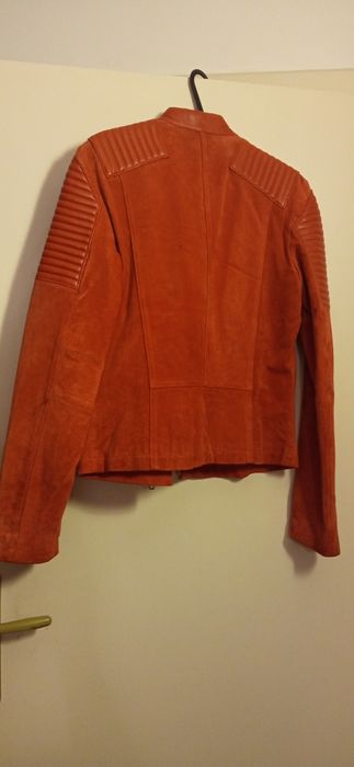 Дамско кожено яке