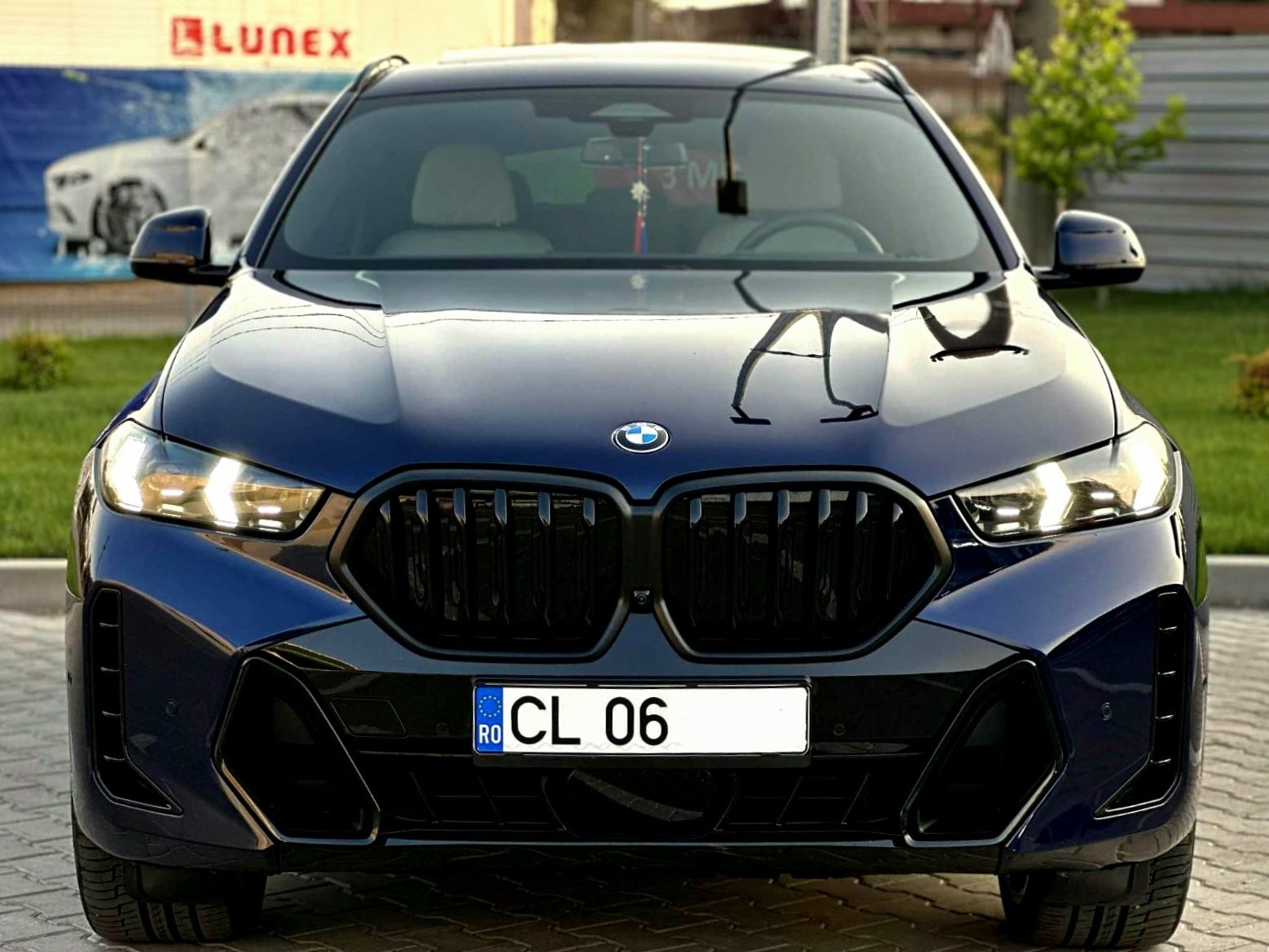 Bmw X6 3.0d /Pachet M/Grila iluminată/ Sky lounge/Masaj/Ventilatie