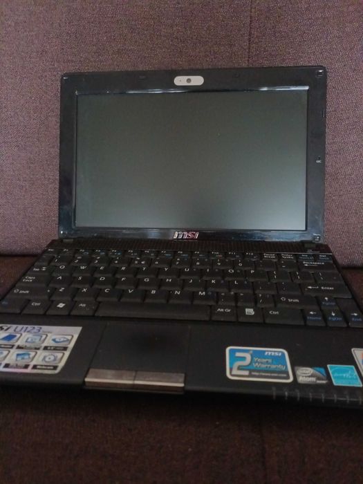 Laptop MSI U123 rosu