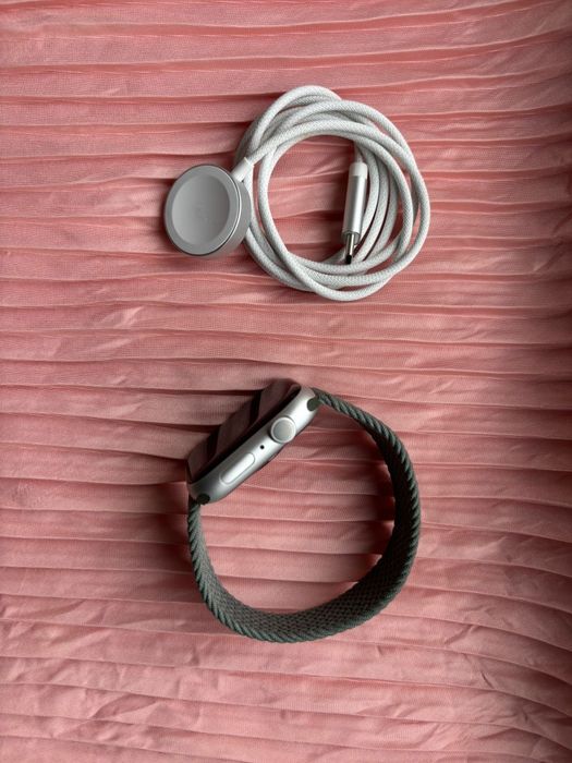 Vând Apple Watch Seria 9 45mm