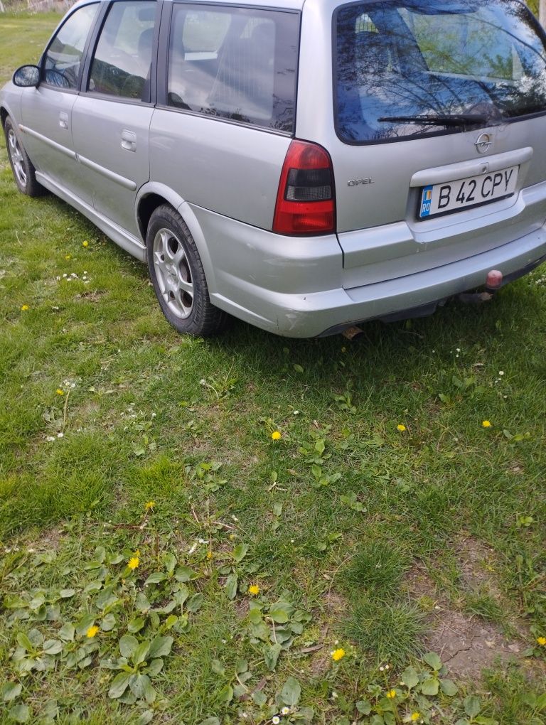 Opel Vectra B, combi an 2001