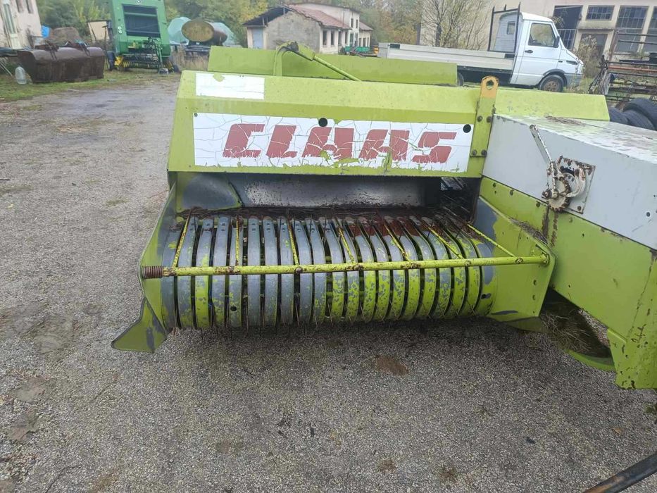 Балировачка/ Сламопреса Claas Markant 41 + Събирач за сено СИП-220м