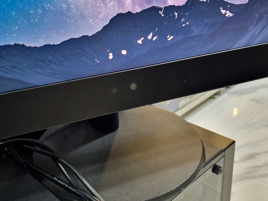 All-in-one компютър Lenovo AIO V510z / i3-6100T / 8GB RAM / 298GB HDD