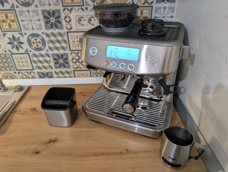 Espressor profesional Sage Barista PRO 15 bari 1650 W + accesorii