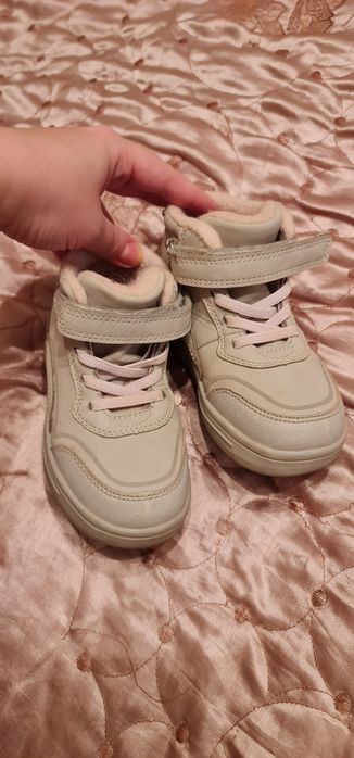 Тёплые ботинки 26р