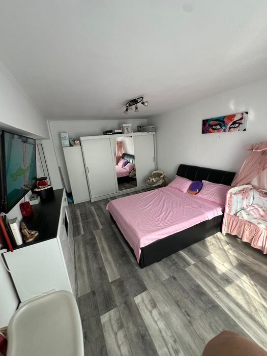 Apartament 2 camere de vanzare