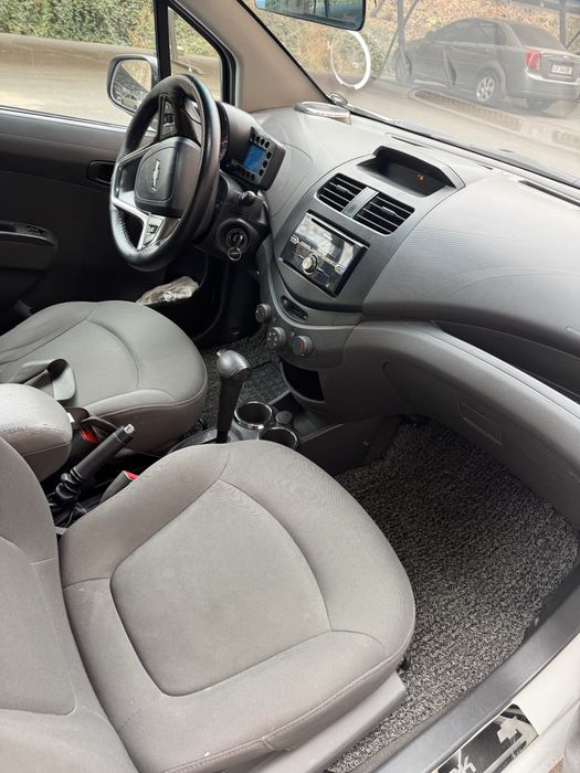 Spark Avtomat sotiladi