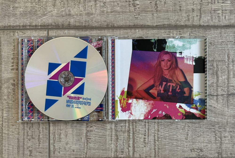 Cd-uri originale editii japoneze - Alexandra Stan (muzica romaneasca)