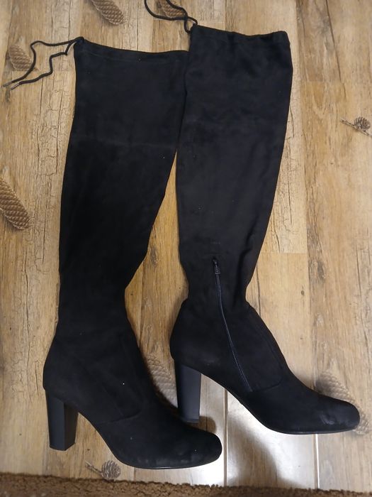 Cizme negre lungi din piele întoarsă