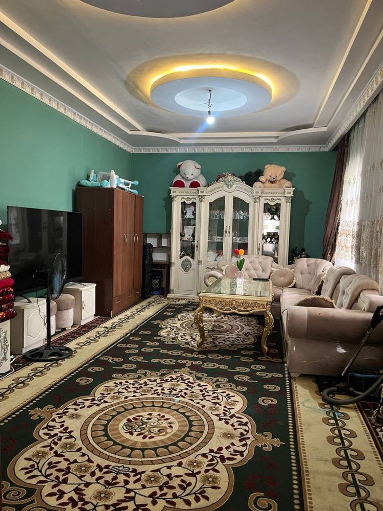 Продается дом 5 комнат, 8 соток. Кибрай. Маданият