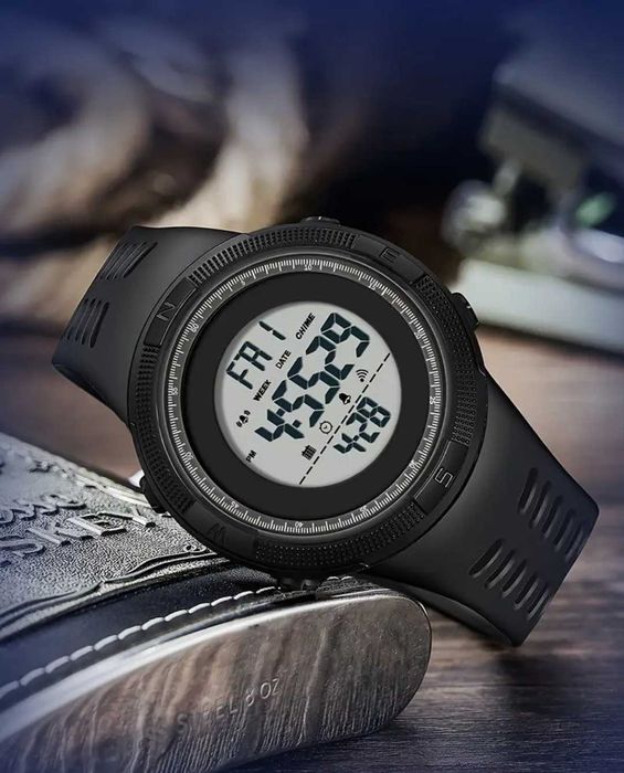Мъжки стилен дигитален часовник