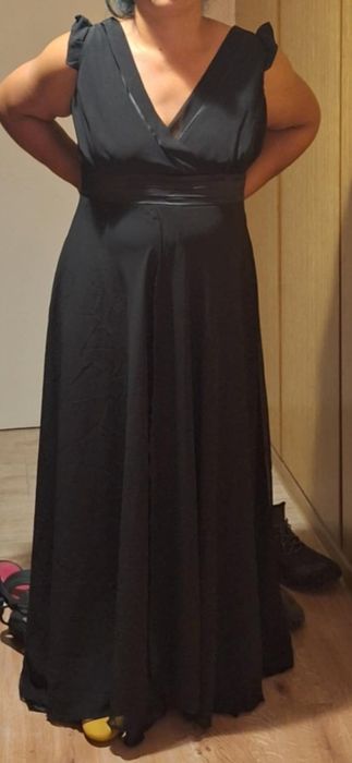 Много красива официална рокля