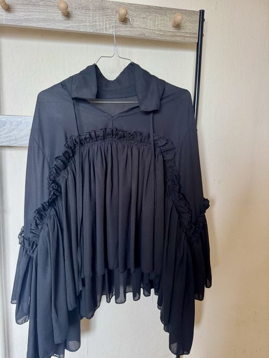 Ефирна дамска риза с широки ръкави