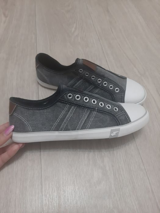 Кеды немецкие мужские 40 размер