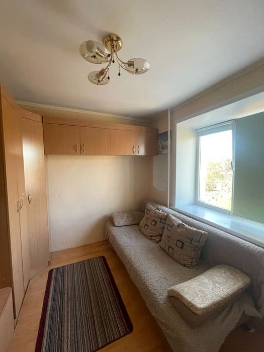 Продам квартиру малосемейного типа