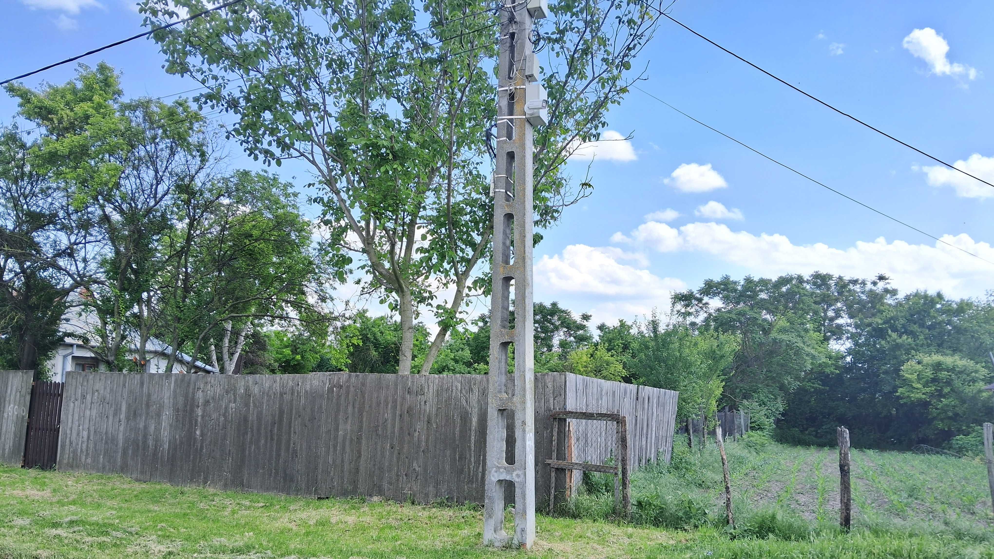 Loc de casă de vânzare