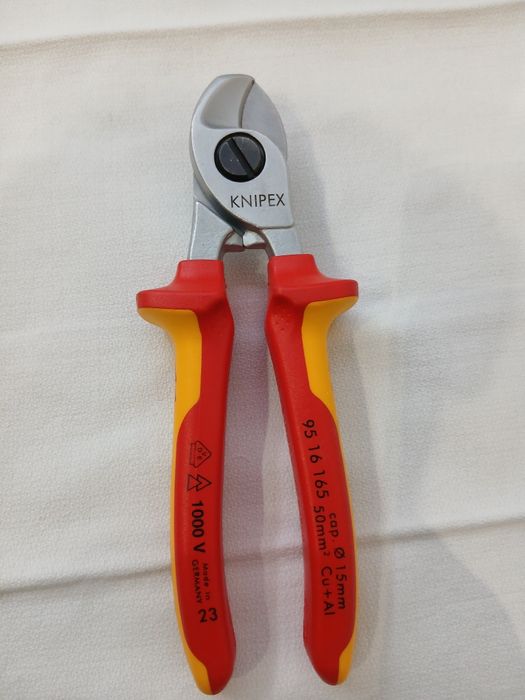 Clește pentru tăiat cabluri Knipex 95 16 165
