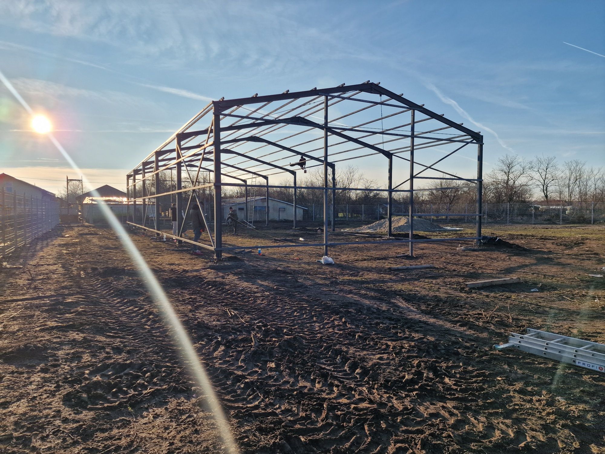 Structurale hala metalice montaj sau fara montaj ce include ferme,Sta