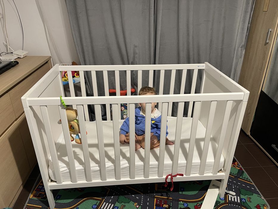 Patut bebe cu saltea