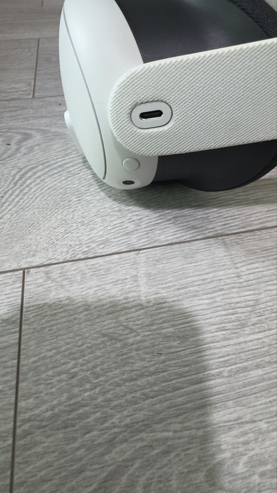 Vr очила Meta quest 3 512gb НОВИ!!!