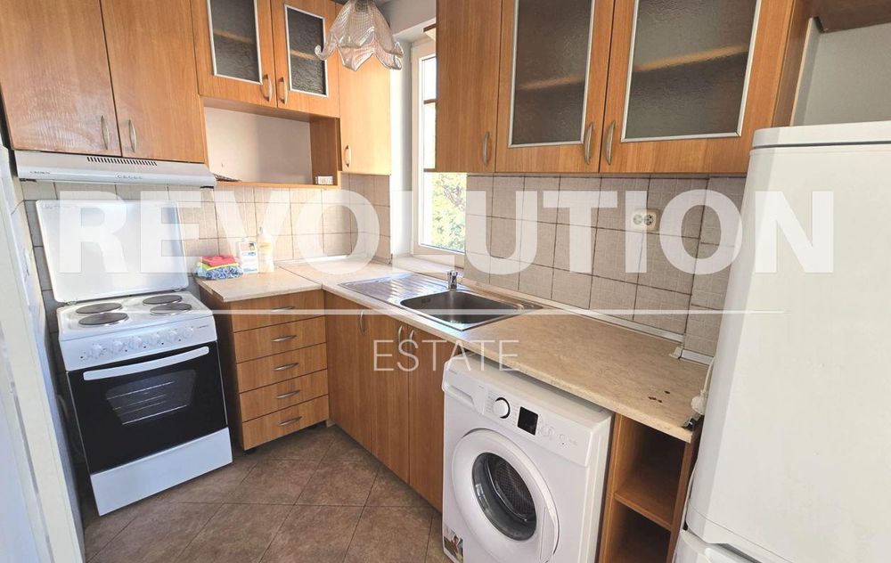 Дава се под наем Двустаен апартамент в Варна, Бриз - 60 кв.м за 500 € - Снимка #4