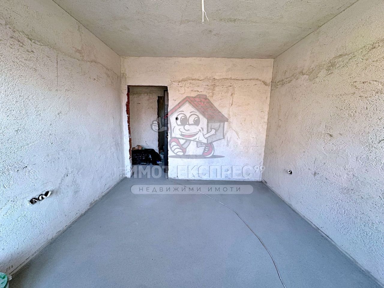 Продава се Тристаен апартамент в Асеновград - 90 кв.м за 945 €/кв.м - Снимка #12