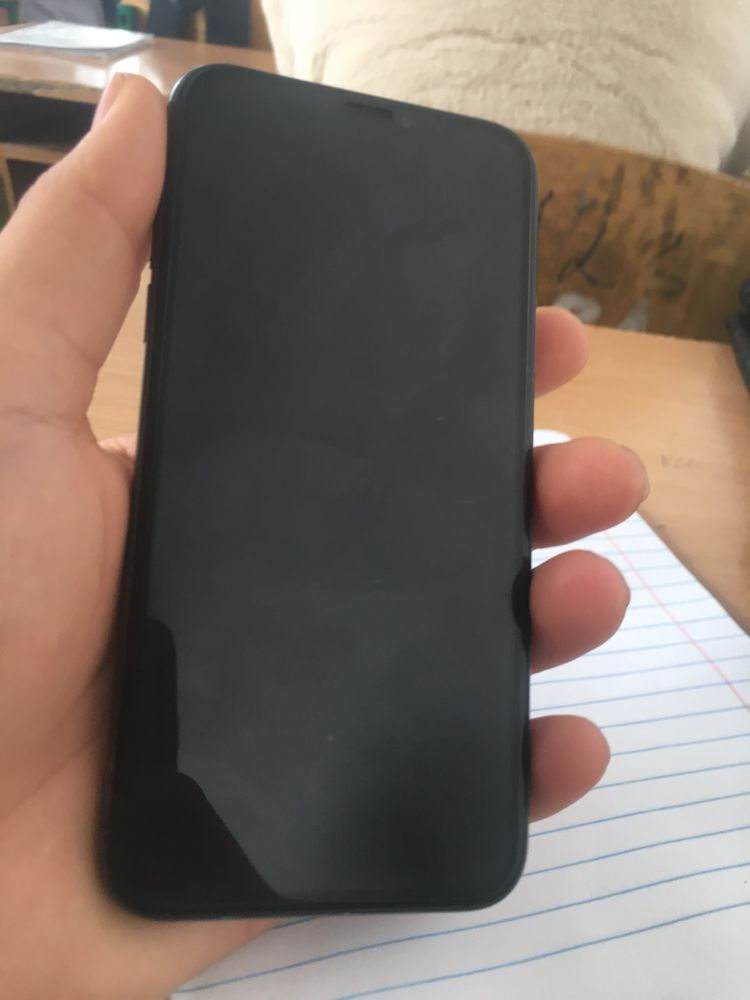 iPhone X sotiladi
