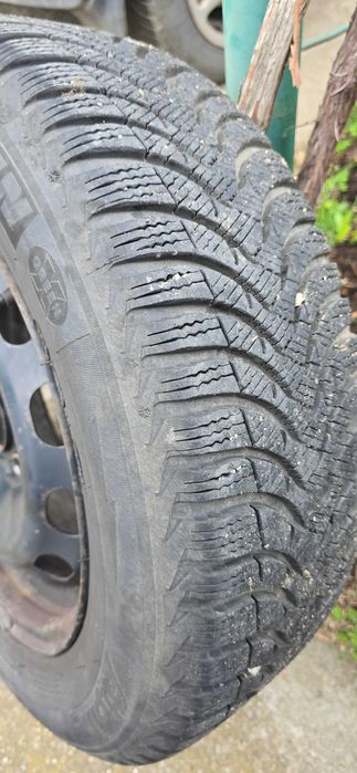 Jante Tabla + Cauciucuri de Iarna Michelin Alpin - Ford Fiesta