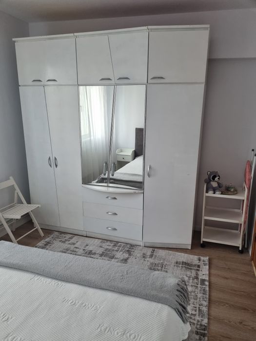 Apartament de închiriat