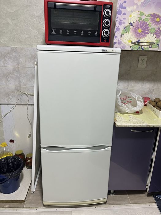 Холодильник б/у 15 мынга