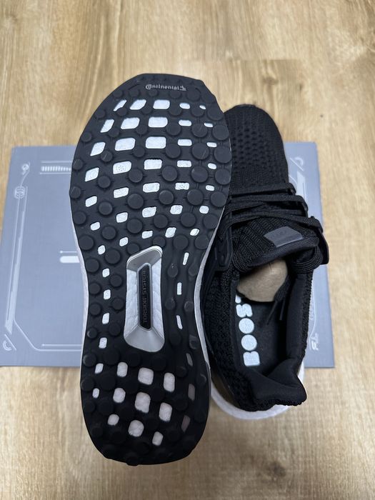 Кроссовки Adidas