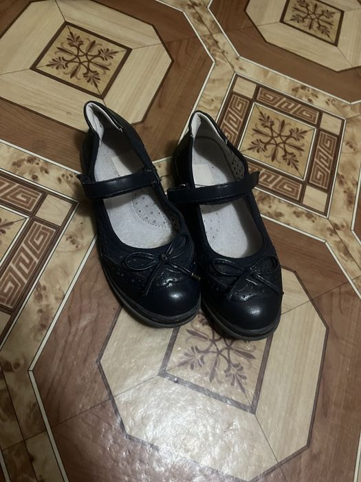 Туфли на девочку