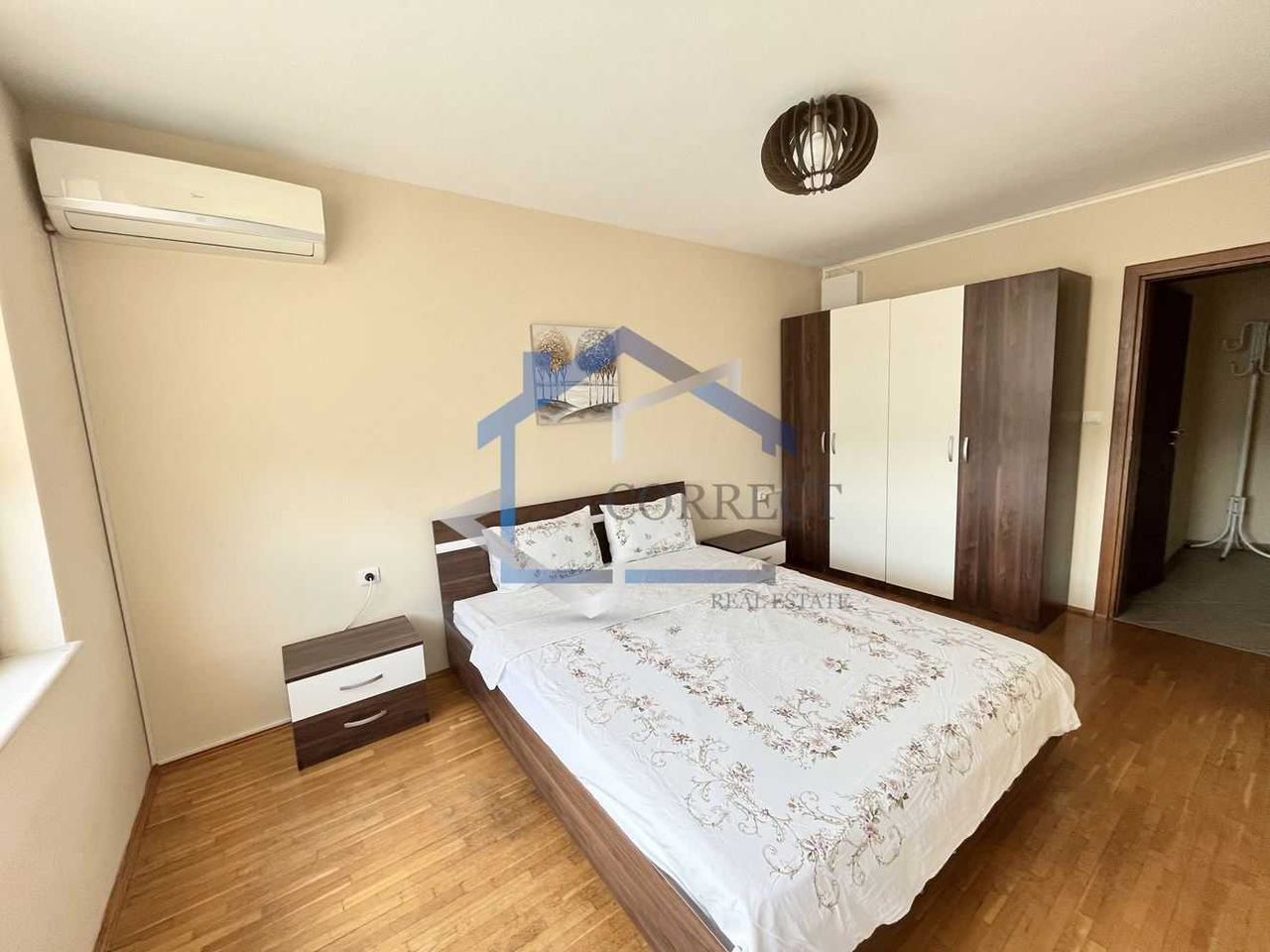 Дава се под наем Двустаен апартамент в Варна, Операта - 75 кв.м за 561 € - Снимка #1