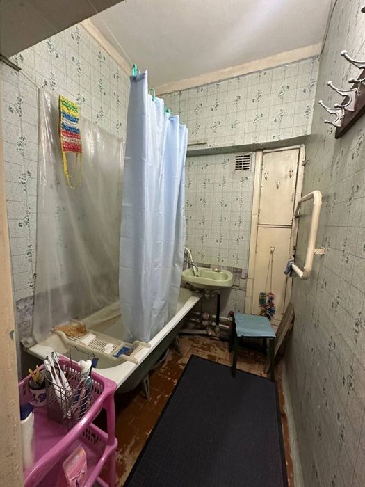 ГОРИТ. СЕРГЕЛИ 7.  4 Х комнатная. 4 бекат. Можно в ипотеку