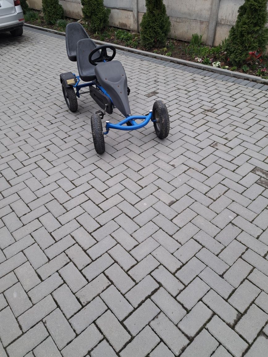 Kart copii cu pedale