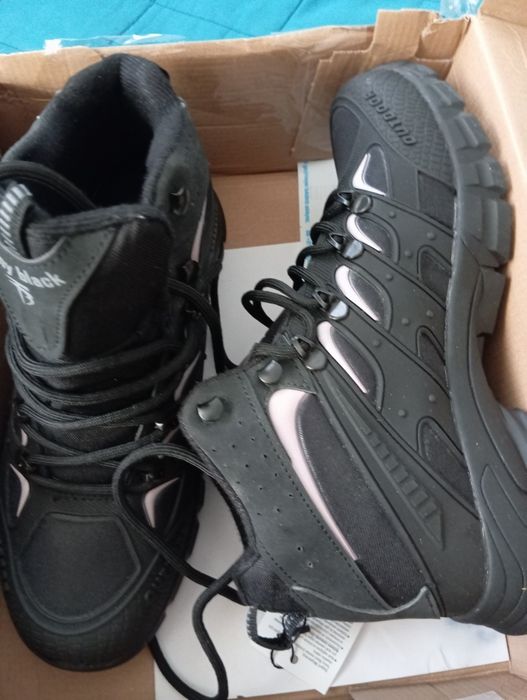 Ghete de zăpadă noi