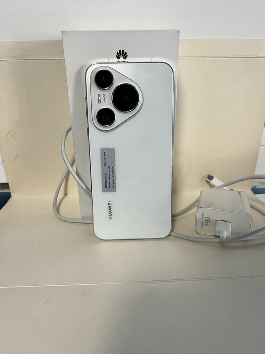 HUAWEI PURA 70  като нов