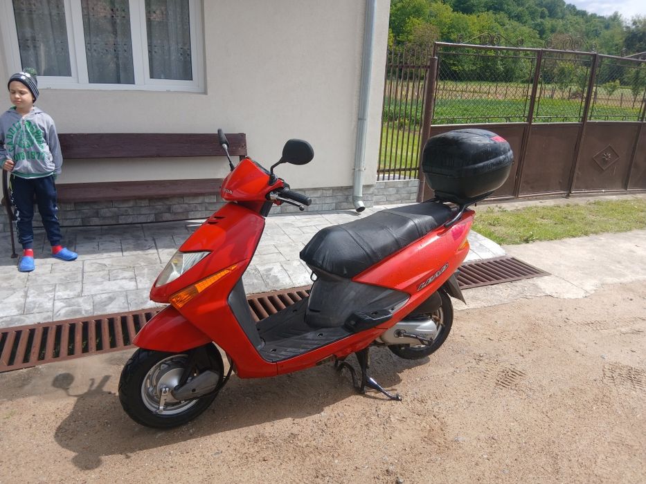 scuter Honda.150.adus recent in 4 timpi