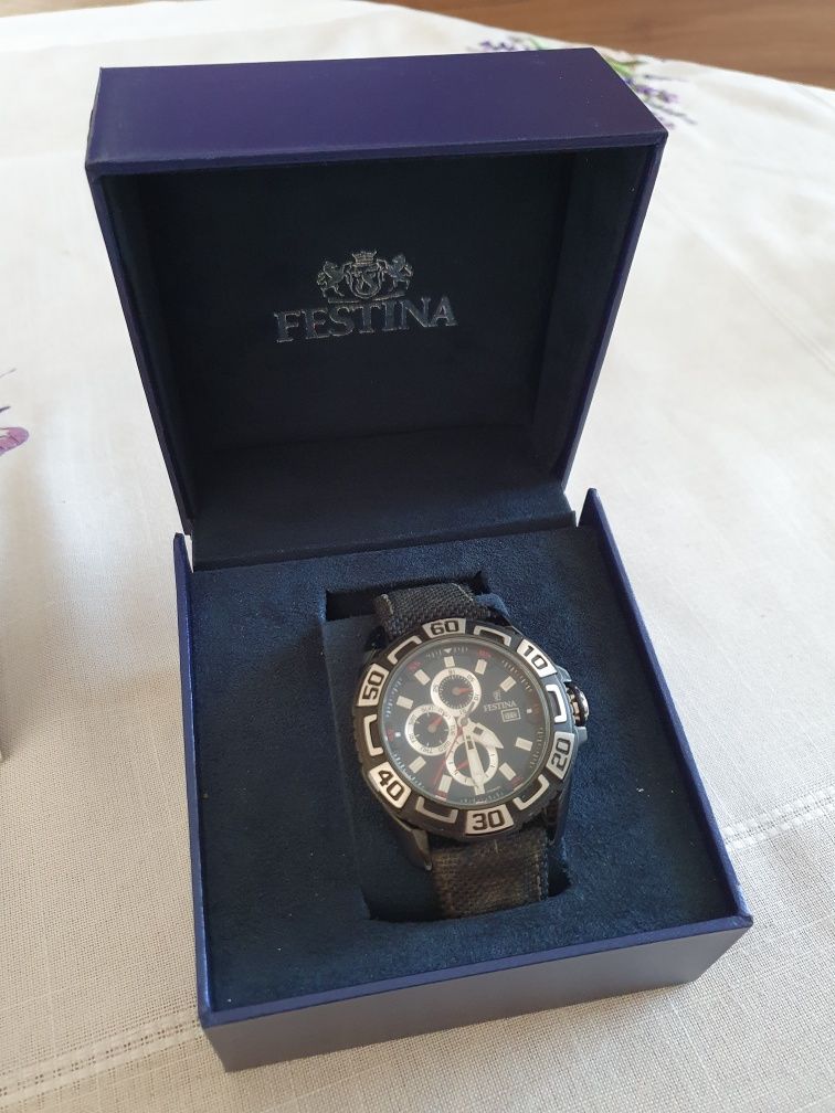 Ceas bărbătesc Festina F16584/9