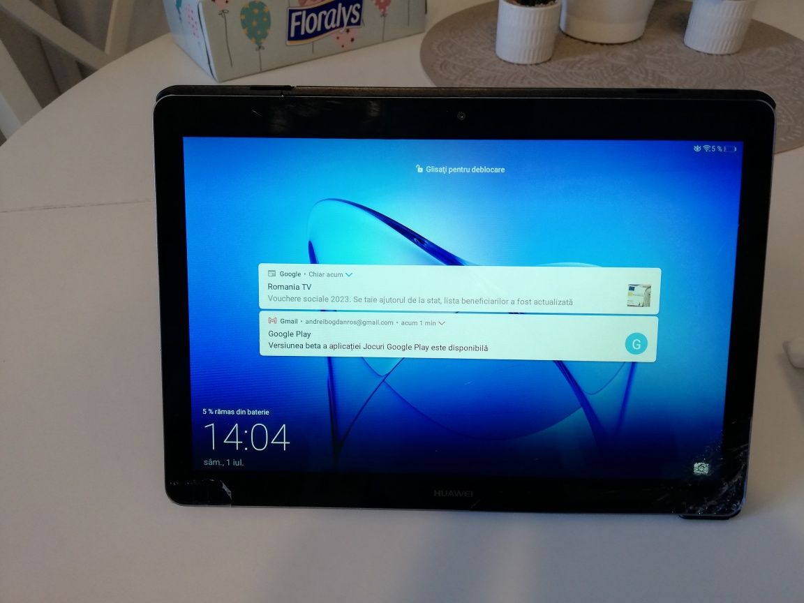 Tableta Huawei Mediapad ecran crăpat 10 inci